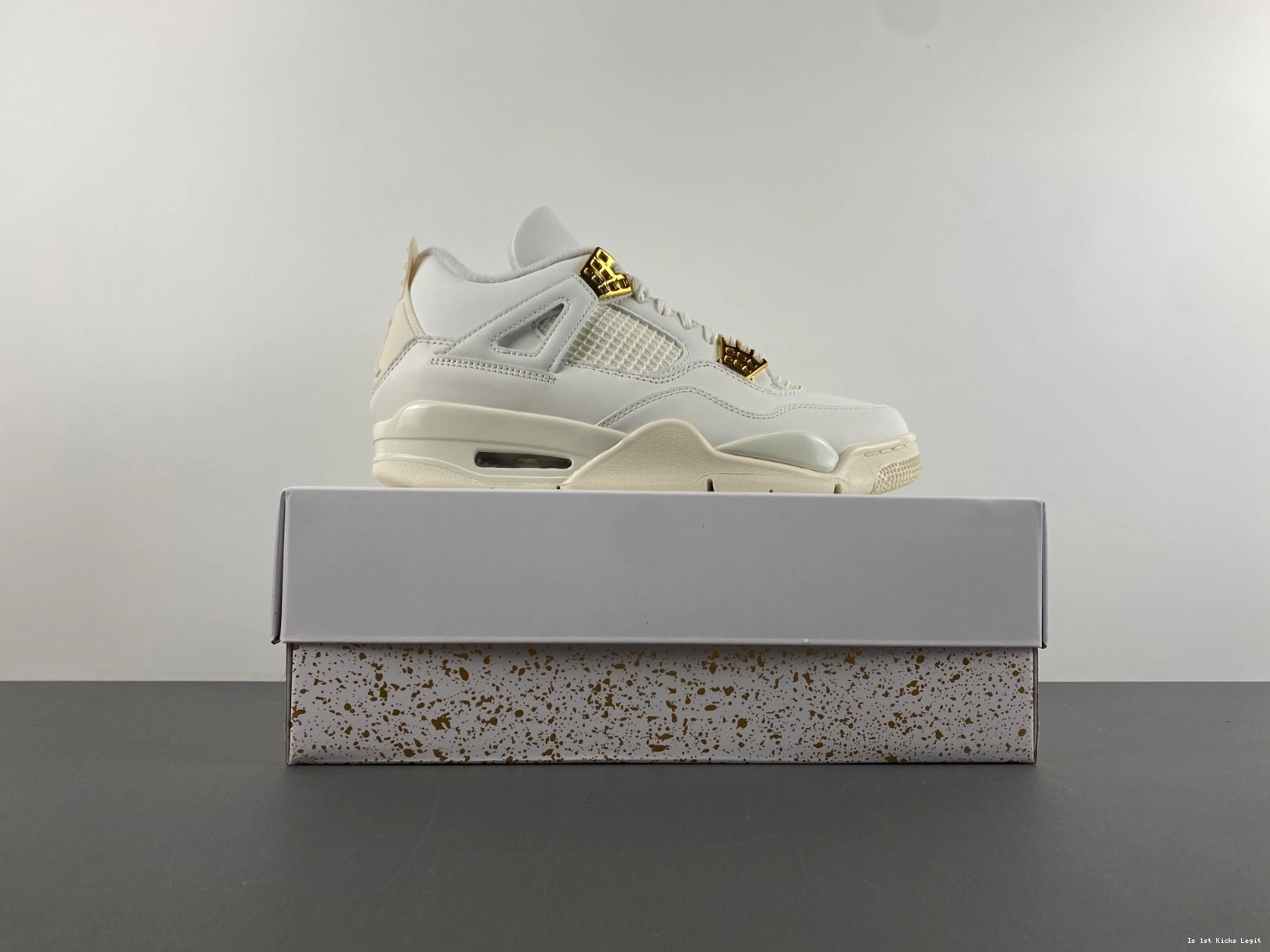 4 AQ9129-170 Jordan Air Sail 1107